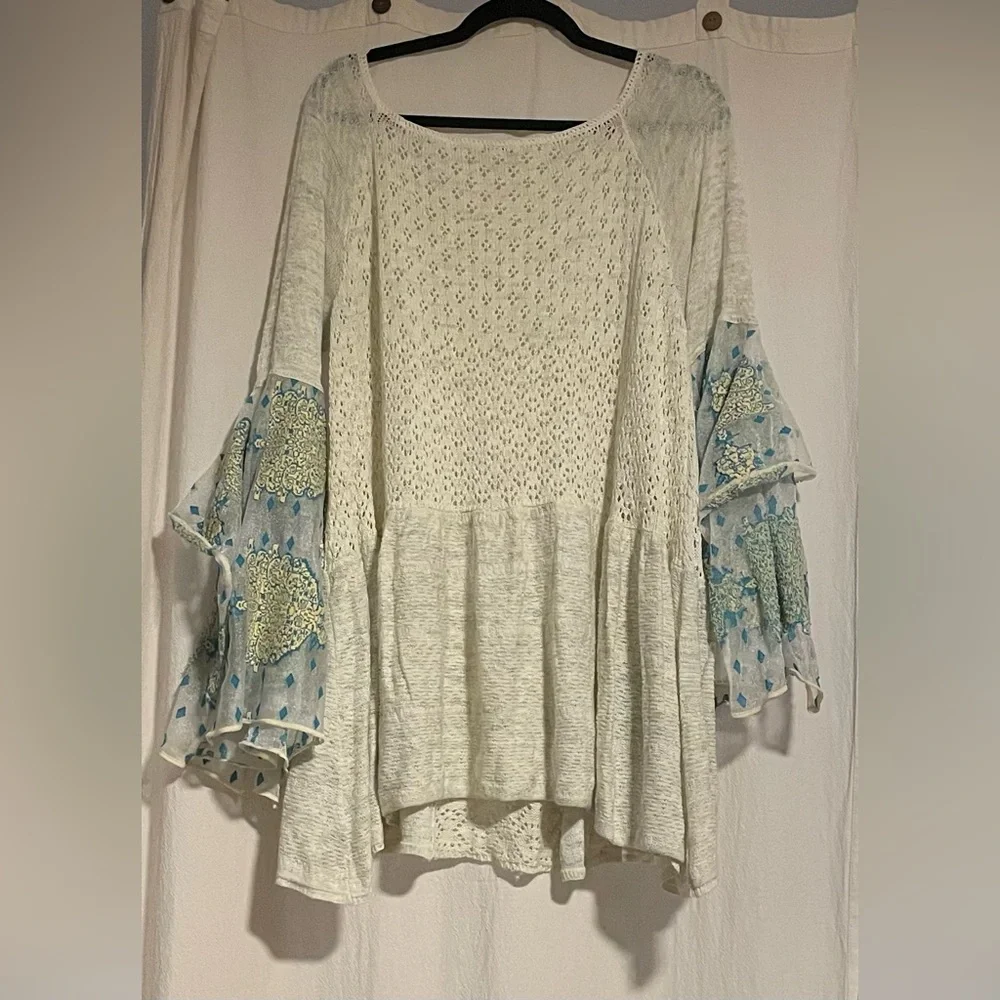 Free People Pointelle Breeze Sweater Top— Size Large; EUC - Picture 14 of 16